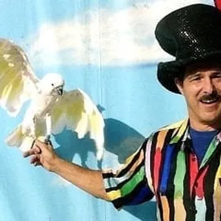 Bob B.
