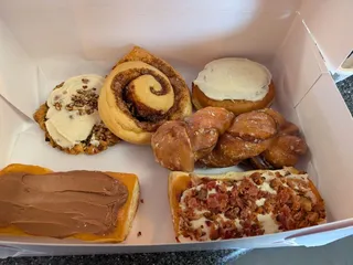 8 Sisters Bakery