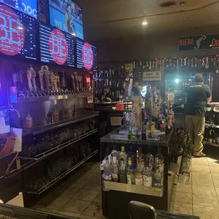 Nice big bar seating