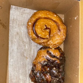 Cinnamon Bun Donut