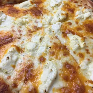 White cheese pizza