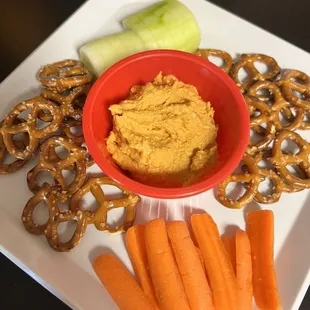 Veggies &amp; Hummus Plate