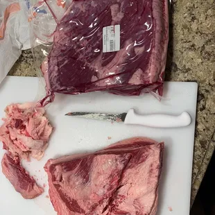 You can see where the meat was just cut down the middle and not actually split into the point and flat.