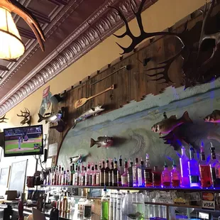 Great atmosphere and great prices! $5.50 for a delicious cheeseburger