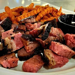 Tri tip bites w/ sweet potato fries
