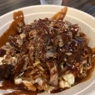 Pulled Pork Loaded Mac &amp; Cheese