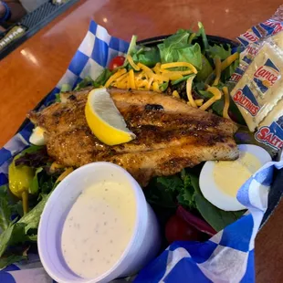 grilled seafood, food, fish, seafood, grilled fish