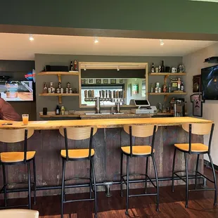 Such a great bar space to sit!