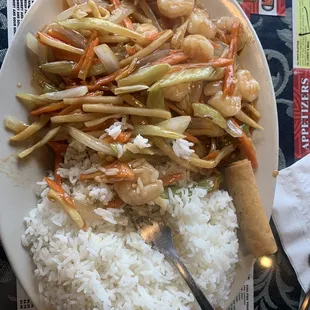 The sticky rice with shrimp and vegetables! 10/10 would recommend!!