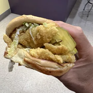 Catfish on bun