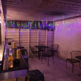 Patio with overhang