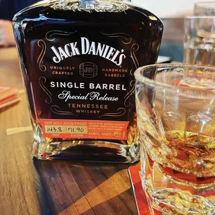 a bottle of jack daniels single barrel