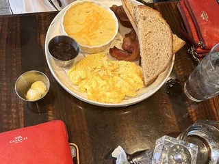 Darling Jack's Tavern