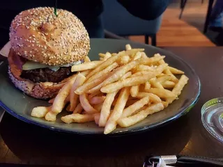 BetMGM Book Bar & Grill