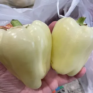 White bell peppers
