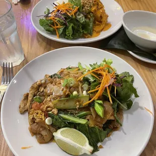 Drunken Noodles and Tofu Curry