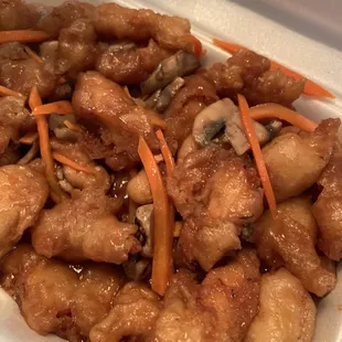 Yum Yum Chicken Special - tastes like sweet and sour chicken with veggies. Not so special.