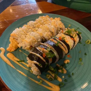 sushi, sashimi, sushi and sashimi, food
