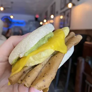 Get That Breakfast Sandwich (V)