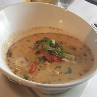 Coconut Tom Kha Soup