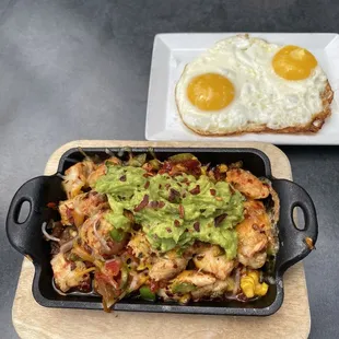 Chicken, avocado, salsa grits