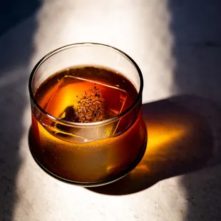 ol' bud

nightfall aperitif · amontillado · chai · cacao