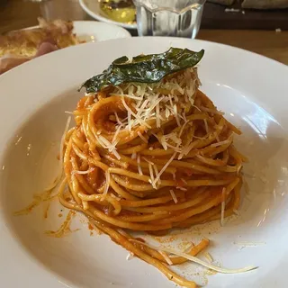 Spaghetti Central Pomodoro