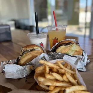 Mexican vanilla shake, lemonade, single patty cheese burger and double patty cheese burger, seasoned fries