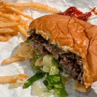 A good Buddy's burger