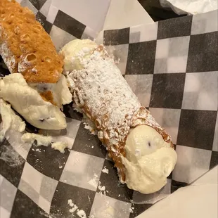 Cannoli