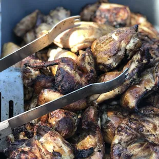 a bowl of chicken wings