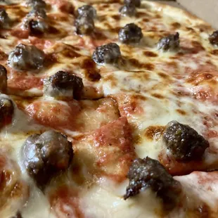 a close up of a pizza