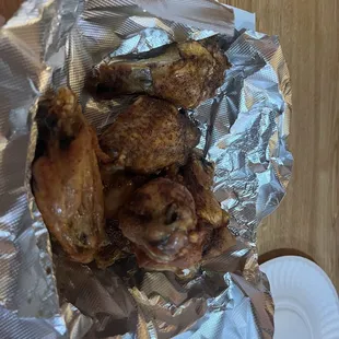 6 wings sauce on side