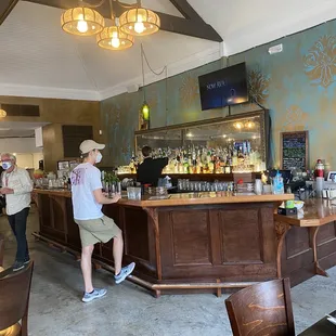 Bar to order Cocktails