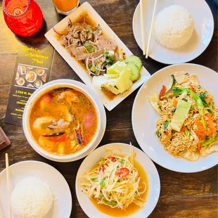 Spicy Somtam Papaya Salad, Tom Yum Soup, Drunken Noodles with Chicken and Waterfall Beef