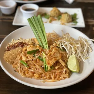 Pad Thai with chicken