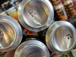 Alex's Market & Grill