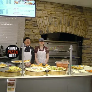 The Chef's Kitchen food court has pizza, Chinese food, subs, hot food bar, salad bar, entrees &amp; sides - Eat in or Take Out