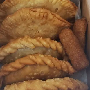 Empanadas &amp; ham croquettes