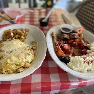 Veggie Omelet &amp; berry dessert crepe