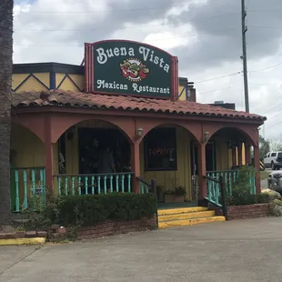 Checking out this Mexican restaurant in downtown Richmond!