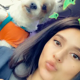Victoria S.