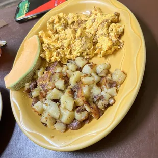Chorizo scrambled eggs with home fries
