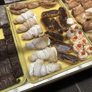 Assorted confections