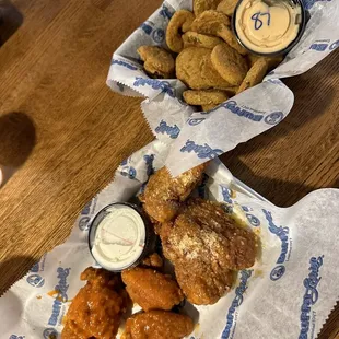 10 Piece Boneless (Medium and Garlic Parm) and Fried Pickles
