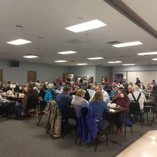 a large room full of people