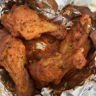 Lemon pepper mixed with hot sauce