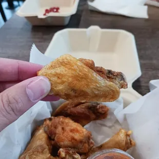 chicken wings and fried chicken, chicken, food, chicken wings, fried chicken wings, bbq chicken, poultry, bbq wings, fried chicken