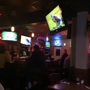 The bar area - plenty of tvs