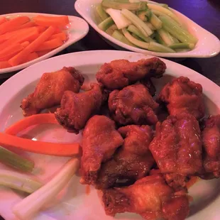 Order of 10 Buffalo wings with side orders of carrots and celery. Good sauce and bleu cheese.